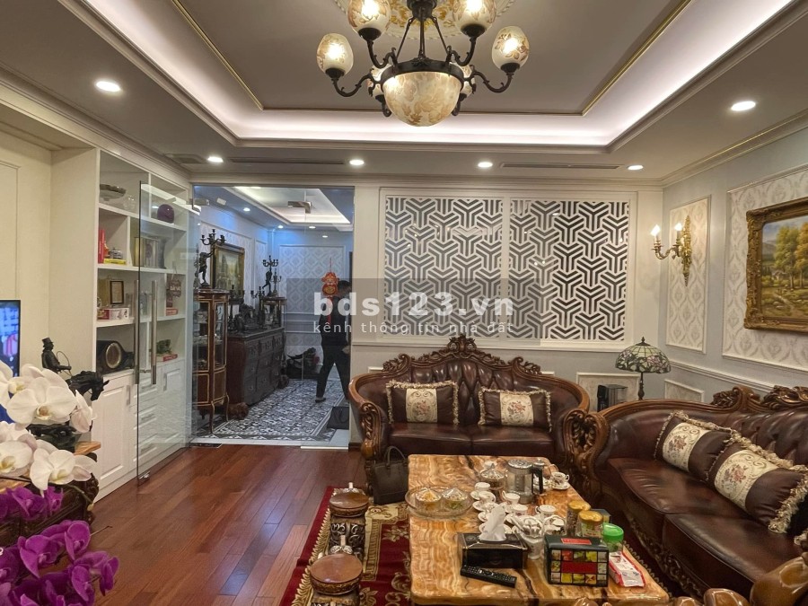 Tòa nhà mặt phố Nhân hòa, 6 tầng x 63m2 tháng máy chờ, chỉ 16 tỷ