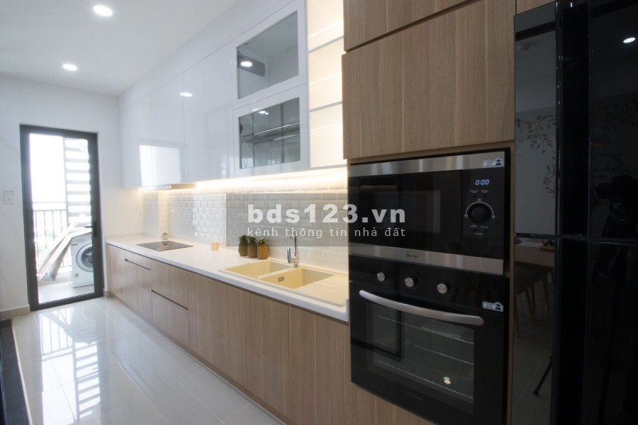Bán căn 3PN full nội thất The Sun Avenue 109m2 giá chỉ 6,2 tỷ, bao hết