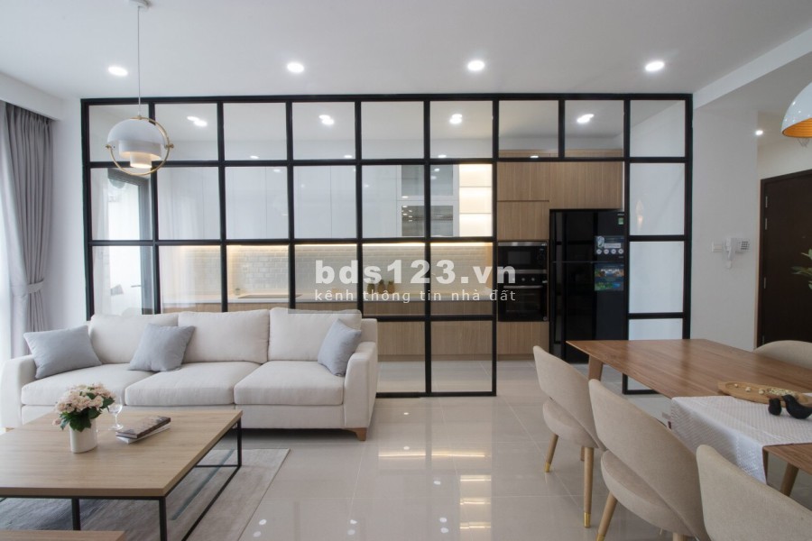 Bán căn 3PN full nội thất The Sun Avenue 109m2 giá chỉ 6,2 tỷ, bao hết