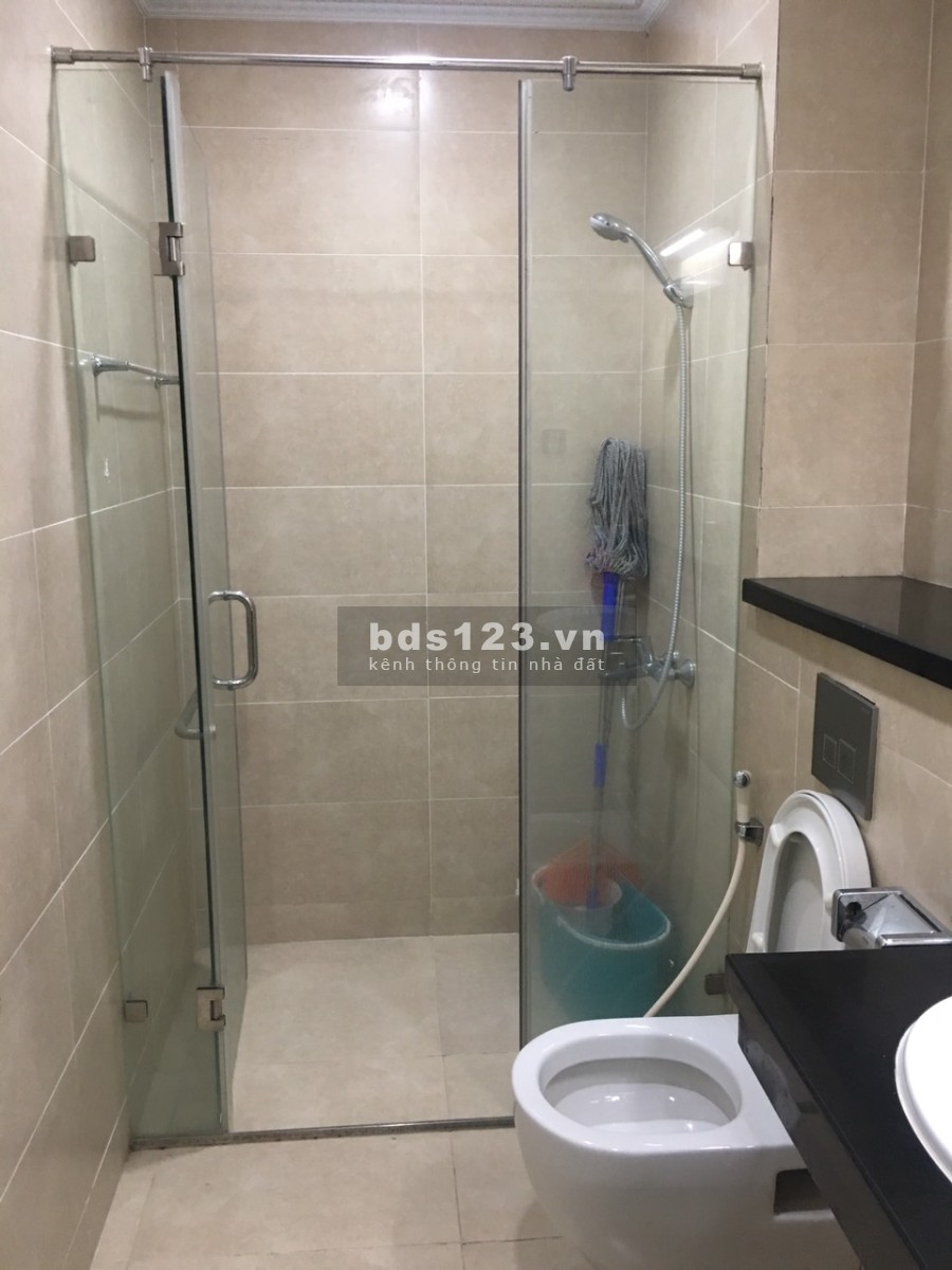 Bán căn hộ 3 pn, dtsd 127m2, tại dự án Diamond Flower Tower 48 Lê Văn Lương