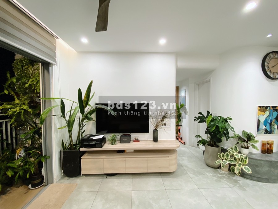 Cần bán nhanh Palm Heights 2PN: 4.3 tỷ, 3PN: 6.25 tỷ bao hết tất cả. LH 0932151002 tư vấn, xem nhà
