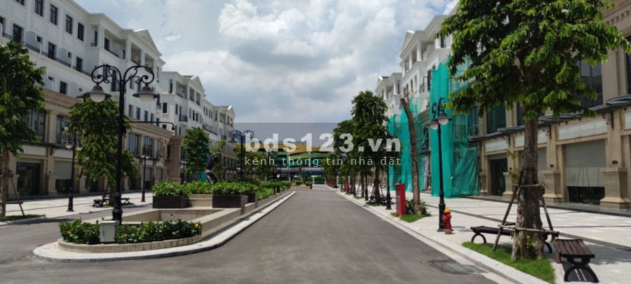 Nhà ở liền kề kết hợp kinh doanh thương mạ tại khu đô thị Long vân thành phố Quy Nhơn