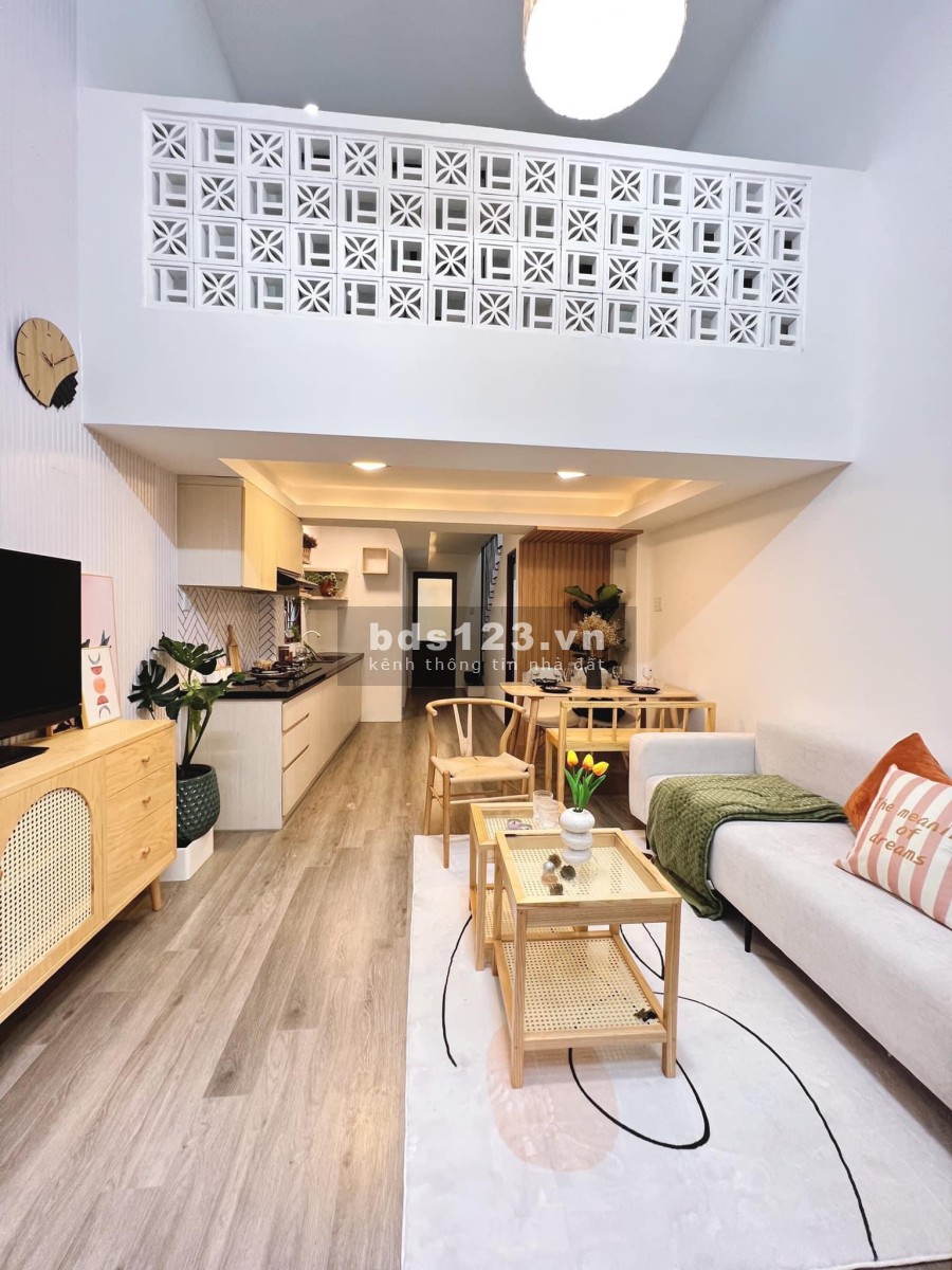 Bán Nhà hai tầng Hai mặt kiệt Lê Đình Lý Hải Châu, Đà Nẵng giá bán 2.72 tỷ, lh 0399291187
