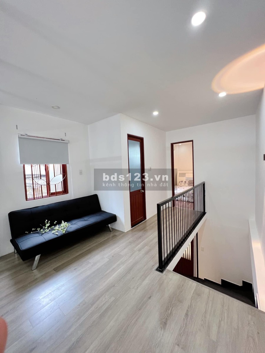 Bán Nhà hai tầng Hai mặt kiệt Lê Đình Lý Hải Châu, Đà Nẵng giá bán 2.72 tỷ, lh 0399291187