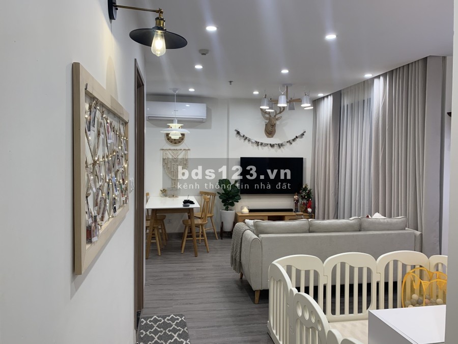 Chuyển nhượng căn hộ 2PN+1 full nội thất giá 2,5tỷ có thương lượng tại Vinhomes Smart City Tây Mỗ
