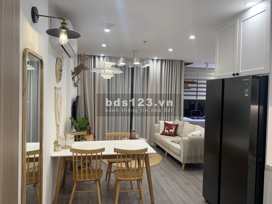 Chuyển nhượng căn hộ 2PN+1 full nội thất giá 2,5tỷ có thương lượng tại Vinhomes Smart City Tây Mỗ