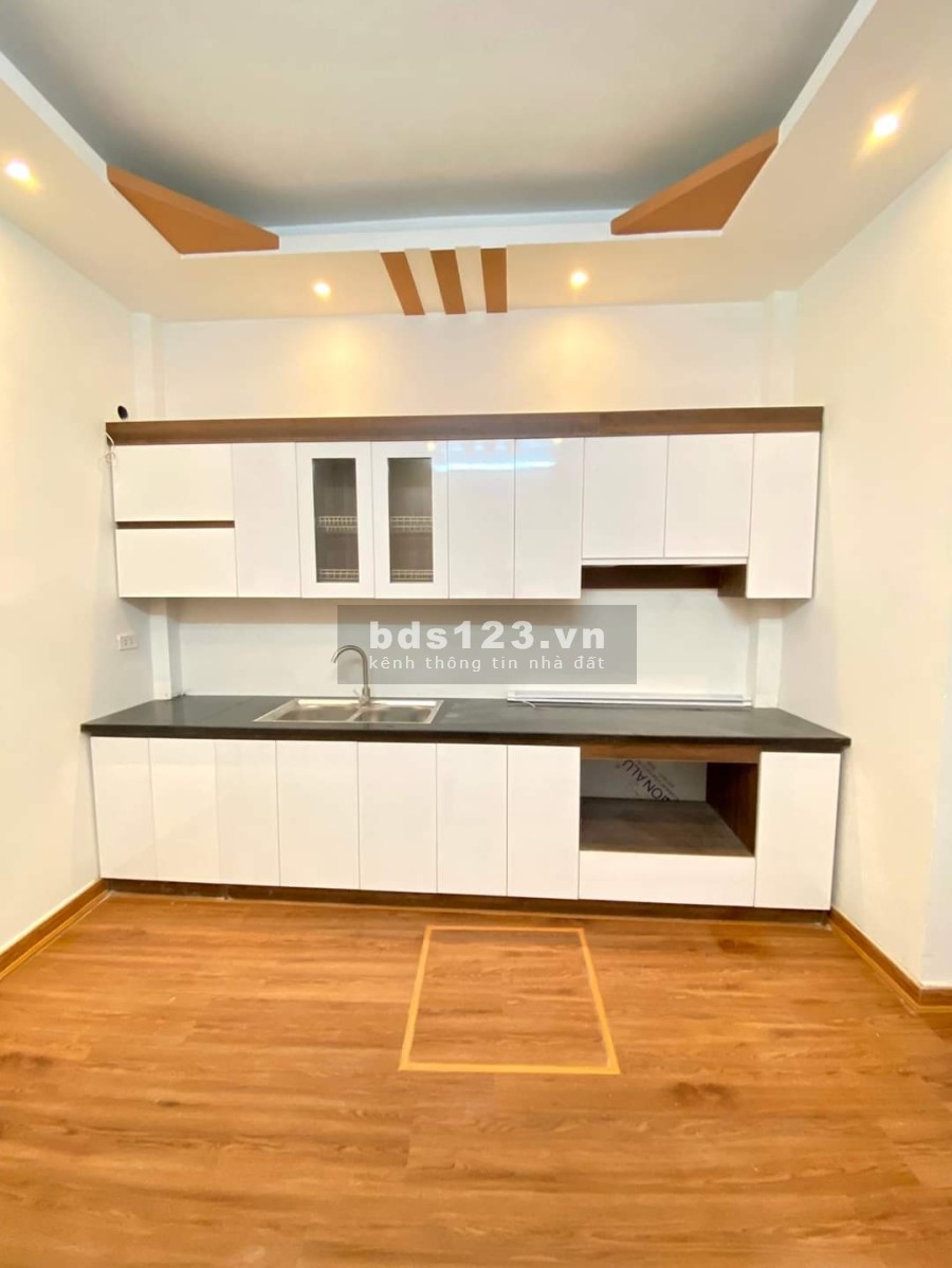 Nam Dư - Hoàng Mai - Mới Đẹp Ở Luôn - Ô Tô Đỗ Cửa - 10m Ô Tô Tránh