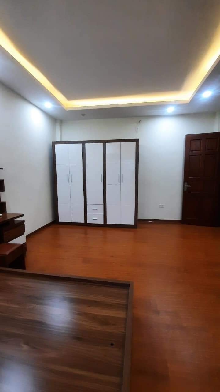 Chính chủ bán nhà lô góc La Khê Hà Đông, ô tô gần, nhà đẹp, thoáng sáng, lh 0988655163