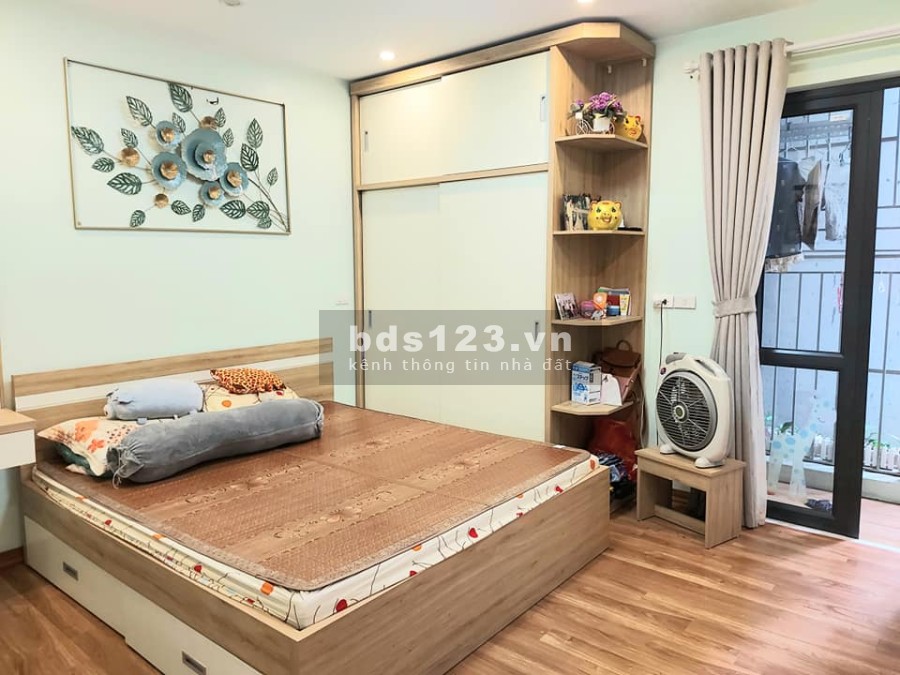 Bán nhà mặt phố vỉa hè ô tô tránh, kinh doanh, cho thuê thuận tiện, khu an sinh đỉnh