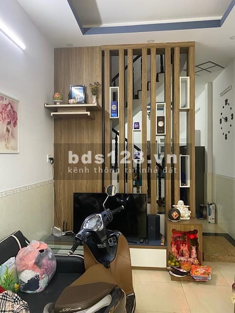 Bán nhà hẻm xe hơi 3 tầng, diện tích sử dụng 42M2 giá nhỉnh 3.5 tỷ P15, Quận 8