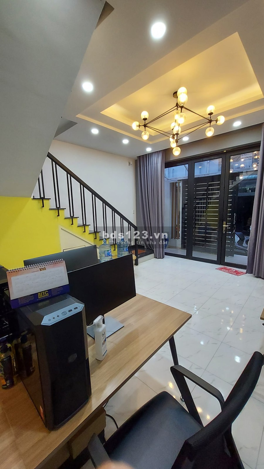 Bán nhà Lam Sơn P2 Tân Bìn, 59m2 4 tầng đẹp, gần Sân Bay, giá bán 11.9 tỷ