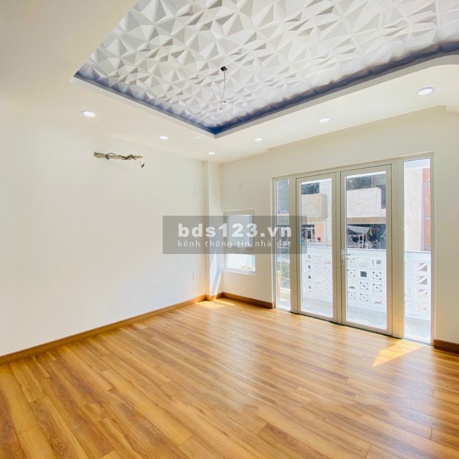 Bán nhà Lam Sơn P2 Tân Bìn, 59m2 4 tầng đẹp, gần Sân Bay, giá bán 11.9 tỷ