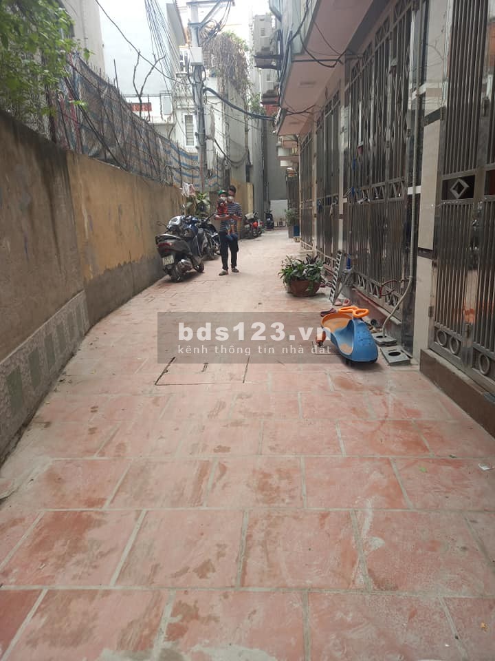 Ngũ Nhạc Quận Hoàng Mai mới đẹp vào ở sướng lô góc tặng nội thất liên hệ 0988071498