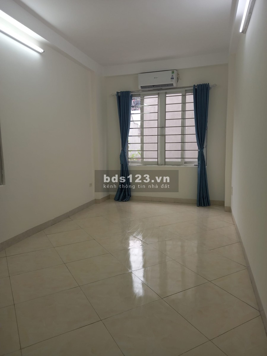 Ngũ Nhạc Quận Hoàng Mai mới đẹp vào ở sướng lô góc tặng nội thất liên hệ 0988071498