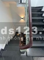 Bán nhà hẻm ô tô 5 tầng đúc, Cách Mạng Tháng Tám, Quận 10, giá bán chỉ 9 tỷ, sổ hồng chính chủ