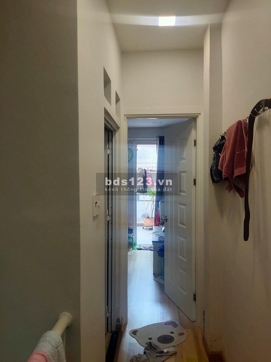 Bán nhà nguyên căn dường Lý Chính Thắng trung tâm Quận 3, dtsd 40m2, hẻm 3 gác giá 5.9 tỷ