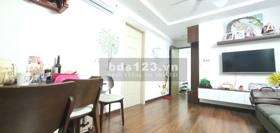 Chung cư Ruby City Phúc Lợi diện tích sử dụng 48.5m2 giá 1.13 tỷ, sổ đỏ cất két