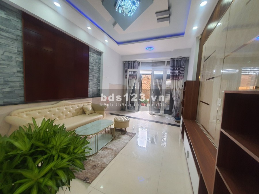 Đường HXH - Trệt Lầu Sân Thượng - Tây Thạnh Tân Phú - Nhĩnh 4 Tỷ