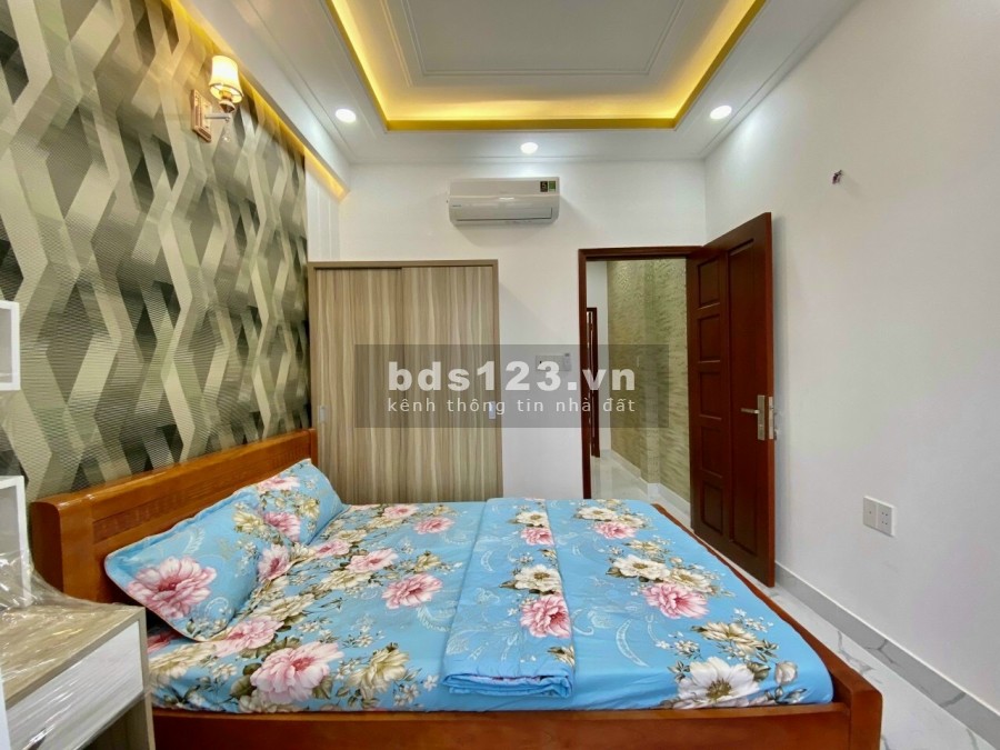 Nhà 1 trệt+1 lầu (đúc thật) 750 triệu/ 2PN/ sổ riêng NGUYỄN VĂN BỨA lh 0789.114.979