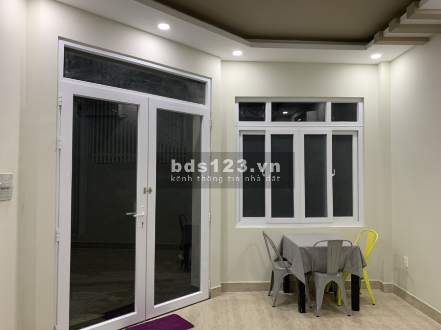 Nhà Bán Đường Lý Chính Thắng Quận 3, 4x8m, 3 tầng, 2 mặt hẻm thông thoáng khu trung tâm