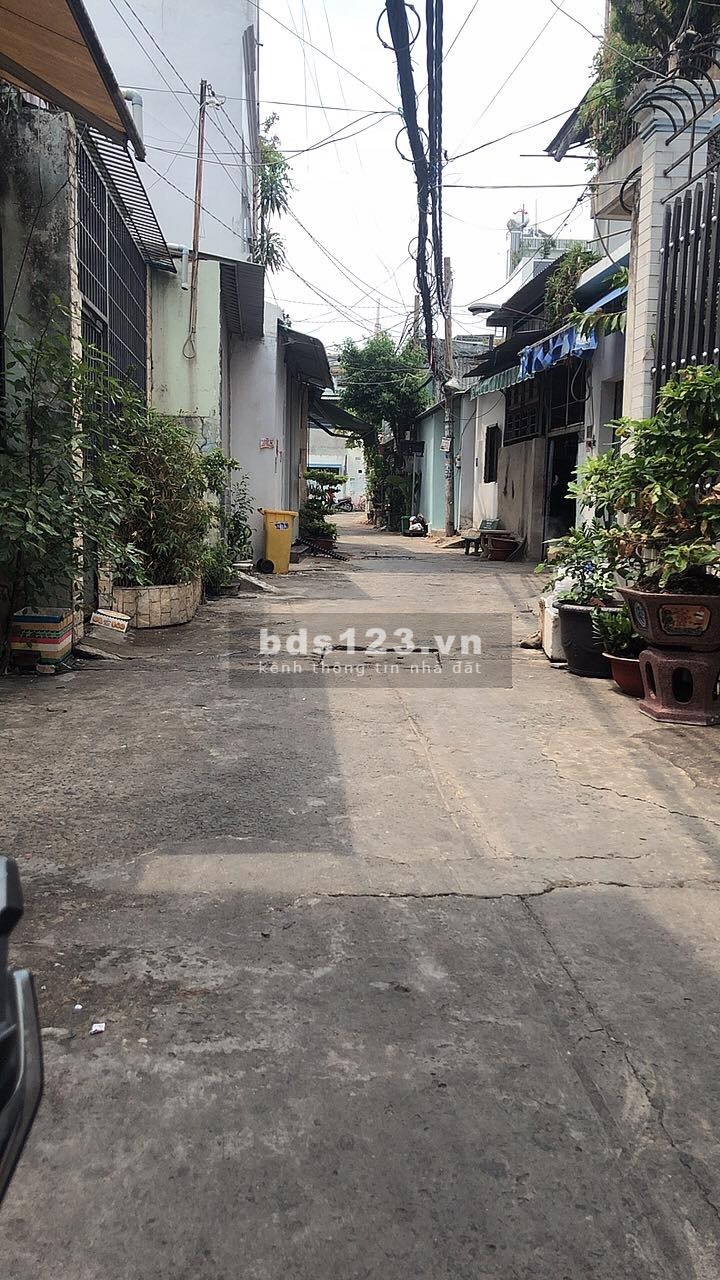 Bán Nhà Riêng Phú Thọ Hoà Quận Tân Phú hẻm xe hơi tránh dtsd 52m2 giá bán chỉ 4Tỷ6 (TL)