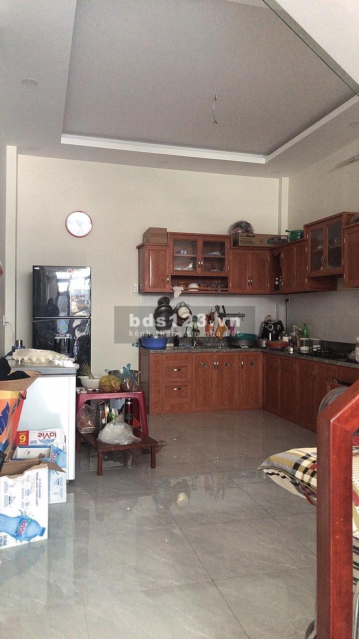Bán Nhà Riêng Phú Thọ Hoà Quận Tân Phú hẻm xe hơi tránh dtsd 52m2 giá bán chỉ 4Tỷ6 (TL)