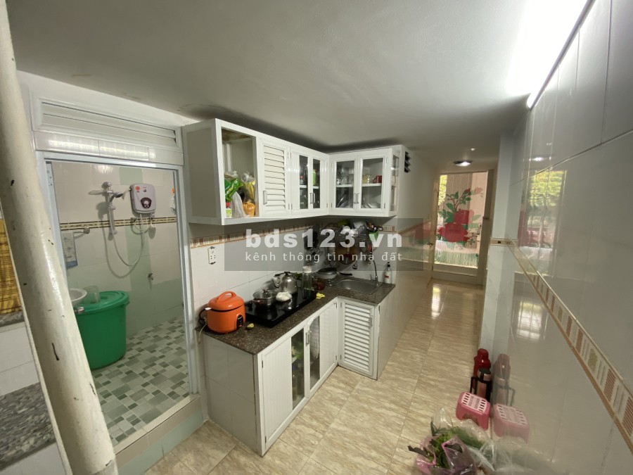 Bán nhà hẻm 861 Trần Xuân Soạn giá 6.5 tỷ khu dân cư đông đúc, hẻm an ninh, không ngập nước