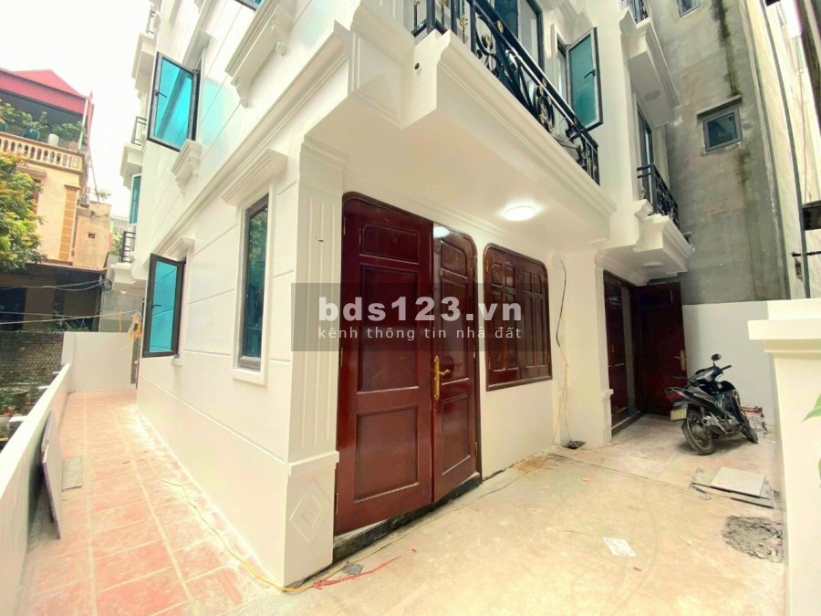 Xuân Đỉnh công viên Hoà Bình, siêu thị, diện tích 35m2, 5 tầng, ô tô đỗ cửa, nhà ngõ to