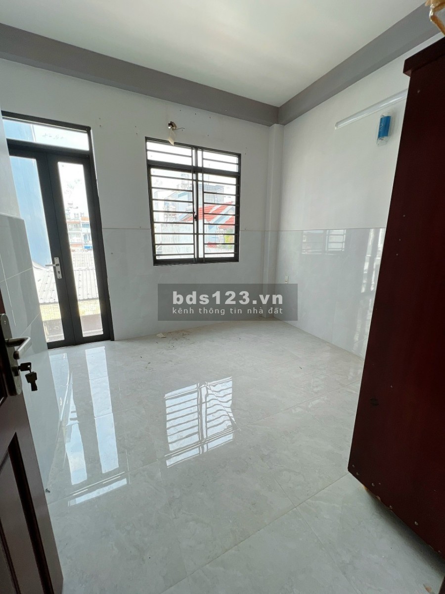 Bán nhà hẻm 3m Âu Dương Lân Phường 3 Quận 8 giá bán còn thương lượng
