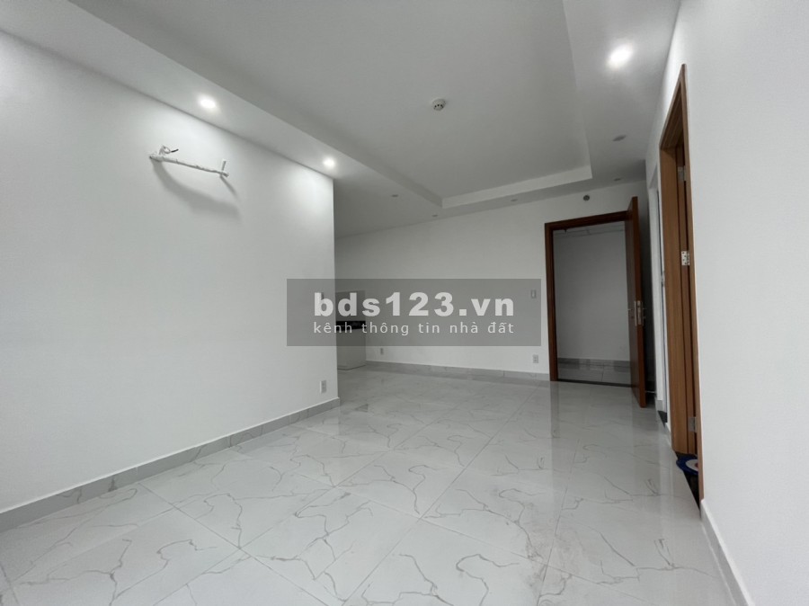 Bán căn góc diện tích sử dụng 73m2 - 2PN - 2WC hướng Đông Nam tiện ích đủ