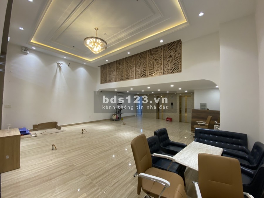 Cho thuê mặt bằng 120m2 gần KXC Tân Thuận 18 triệu/tháng