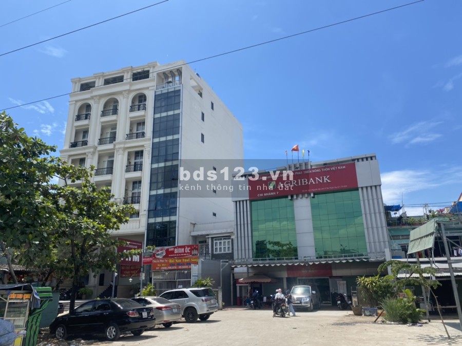 Cho thuê mặt bằng 120m2 gần KXC Tân Thuận 18 triệu/tháng