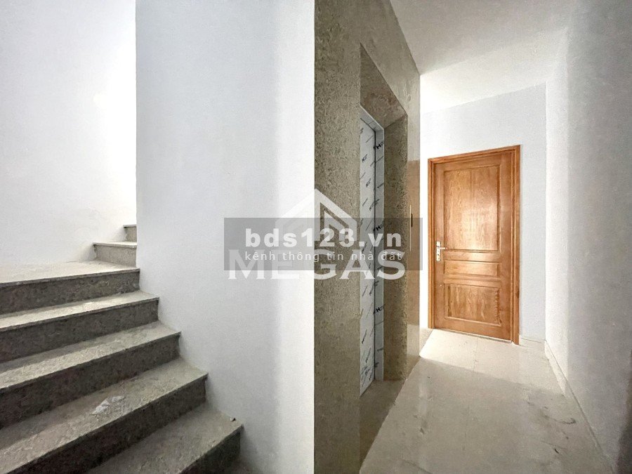 Căn hộ ban công Duplex cửa sổ đủ nội thất Quận 10 ĐH Bách Khoa Hulfit Vạn Hạnh Mall BV 115