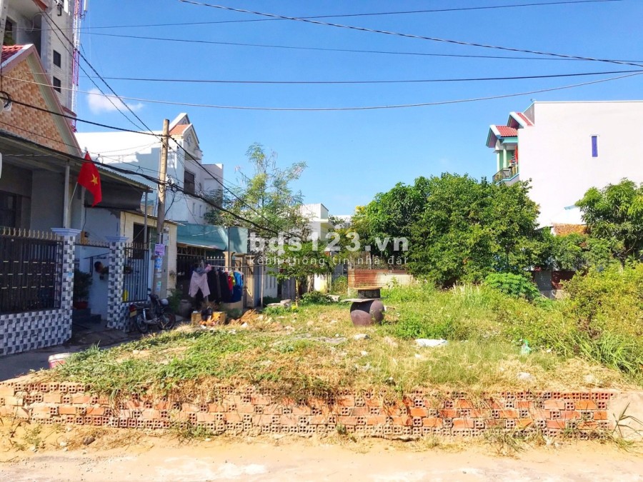 Đất nền 2MT Nguyễn Văn Tạo giá tốt khu vực 33tr/m2 (6.05*20.6)