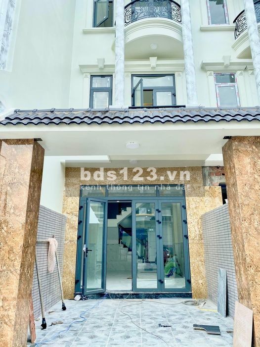 Nhà phố thương mại, kinh doanh tốt trung tâm Tp Dĩ An giá 1,3 tỷ (30%), sổ hồng riêng từng căn