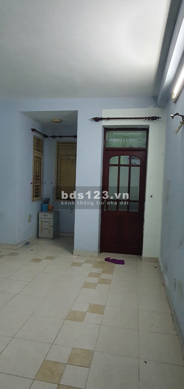 Cho thuê phòng Studio trong tòa nhà 3 lầu liên hệ 0375992841, chủ nhà thân thiện, an ninh