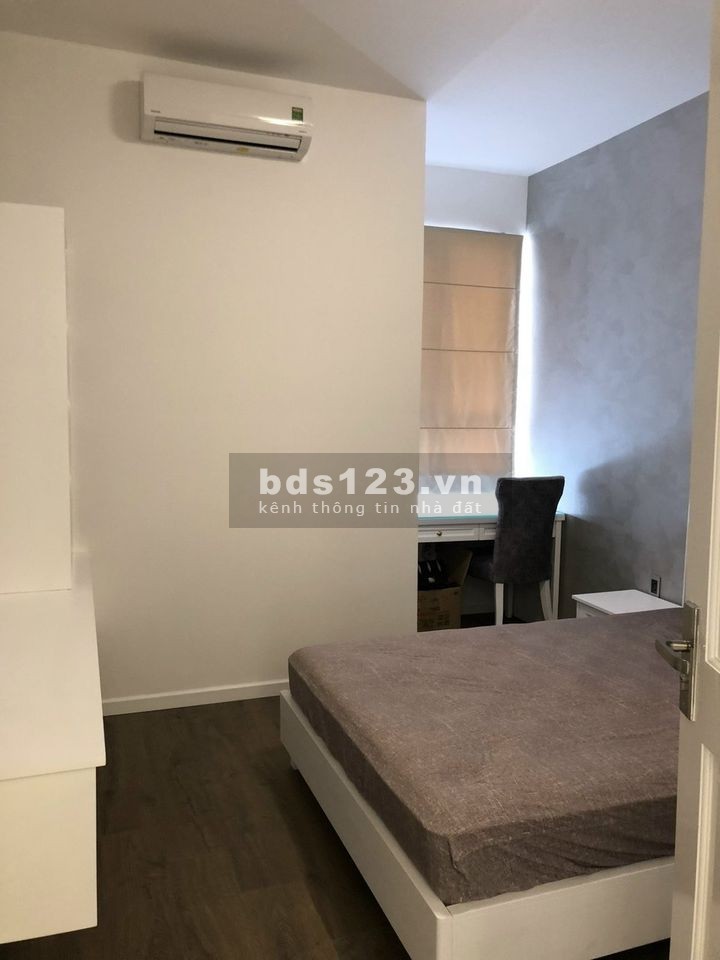 Cho thuê căn hộ 2Pn chung cư FLorita quận 7, giá thuê 14 triệu, full, LH: 0878162162