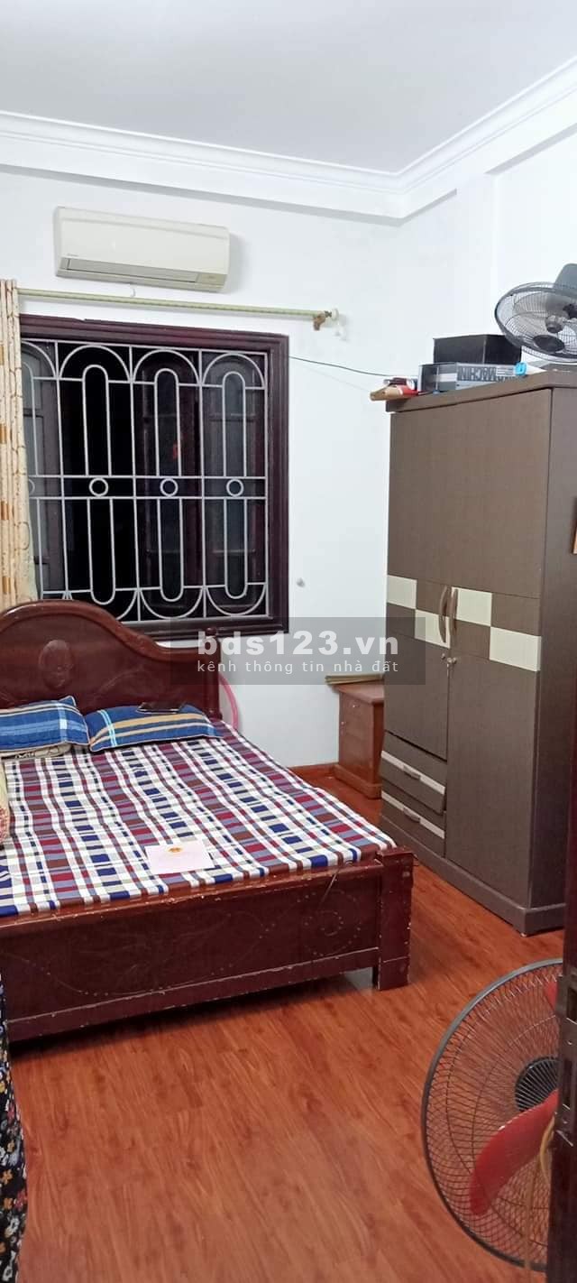 Bán nhà nguyên căn chính chủ giá rẻ đẹp phố Nam Dư - Hoàng Mai giá 2.6 tỷ vào ở luôn