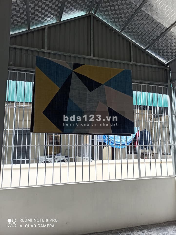 Bán nhà Ngọc Thuỵ lô góc thoáng sáng, ô tô đỗ cửa ngõ rộng, dtsd 30m2, gía 3.65 tỷ