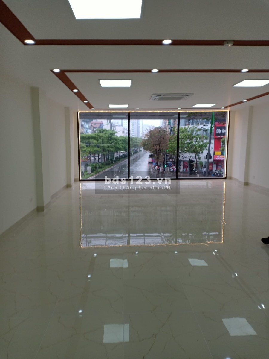 Bán nhà mặt phố SĐCC Xuân Thủy – Cầu Giấy 8 tầng, MT6.5m, giá 55 tỷ.