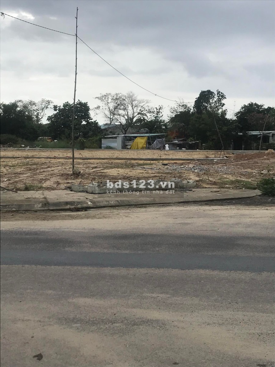 Đất nền trung tâm TP Hội An xây dựng tự do, tiện kinh doanh villa, ks, nhà hàng, ở cách phố cổ 800m