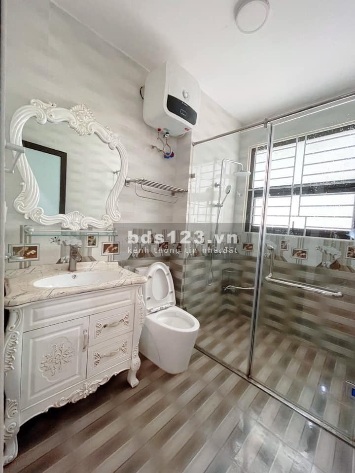 Nhà đẹp Ngọc Thụy - Long Biên- Mặt ngõ thông, ô tô tránh, diện tích 58m2, giá nhỉnh 3 tỷ