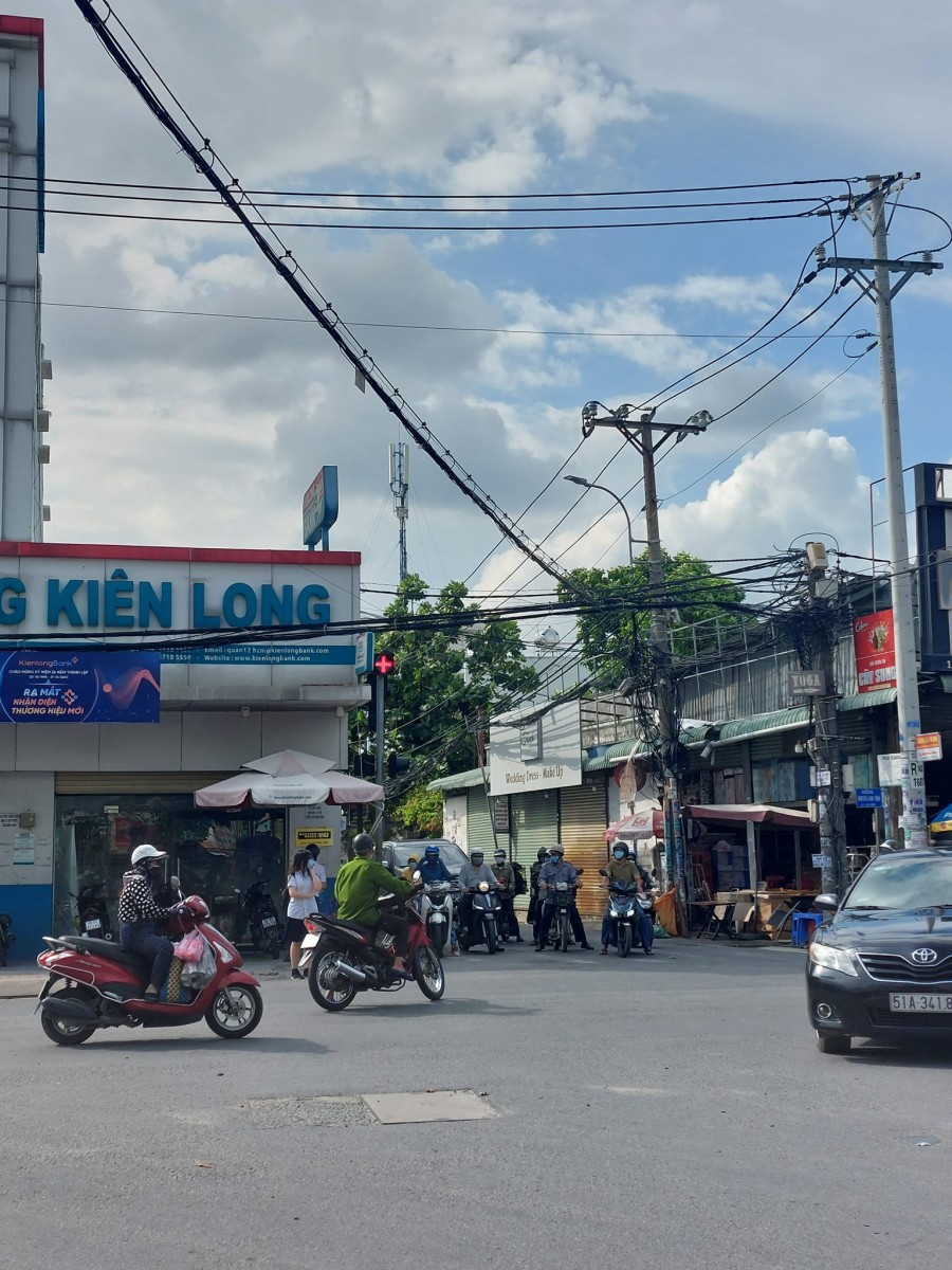 Bán Đất Đẹp Ngang 10m tổng 310m2 Thới Tam Thôn Hóc Môn thương lượng nhanh