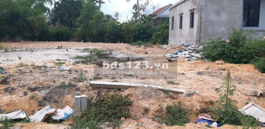 Cần bán lô đất thôn 5 Thủy Phù vị trí đắc địa, gần sân bay, pháp lý chuẩn, khu dân cư đông đúc