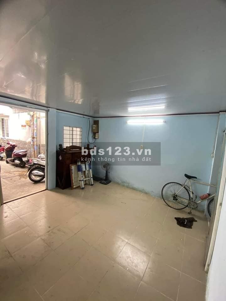 Nhà hẻm xe hơi hiếm P.11 một xẹt Hồng Lạc, diện tích sử dụng 65m2, giá bán 6 tỷ