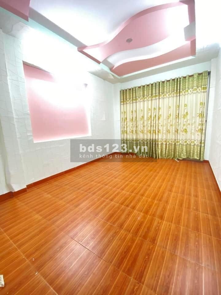 Nhà hẻm xe hơi hiếm P.11 một xẹt Hồng Lạc, diện tích sử dụng 65m2, giá bán 6 tỷ