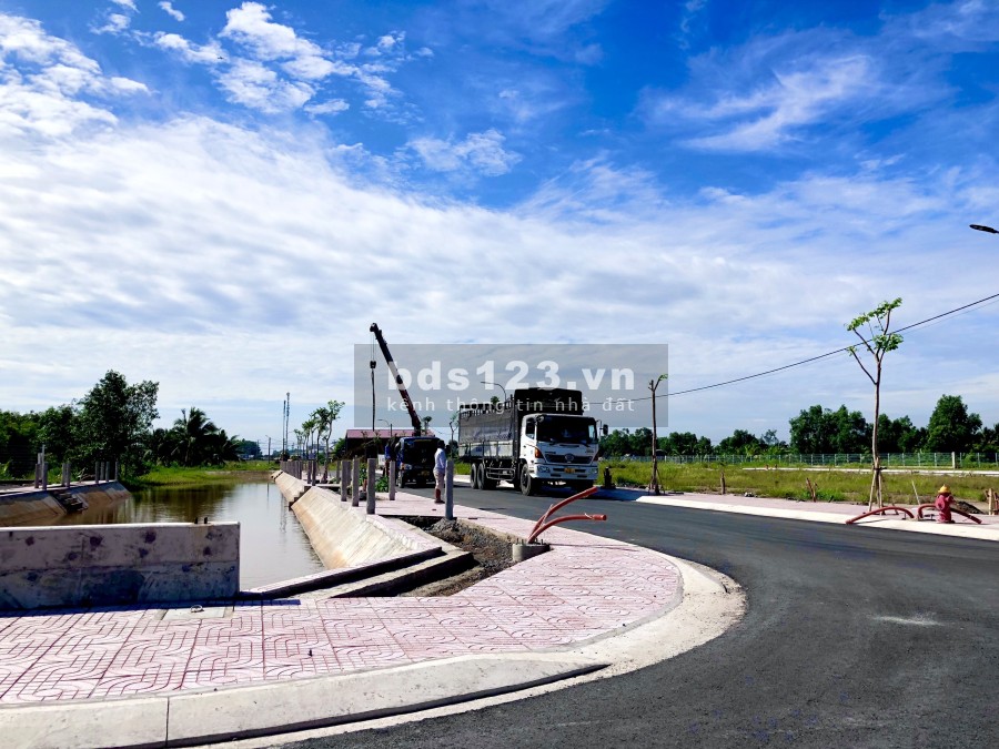 Đất nền, nhà phố mặt tiền đường Vành Đai 4 giá đầu tư hạ tầng đồng bộ, giá đầu tư sinh lời