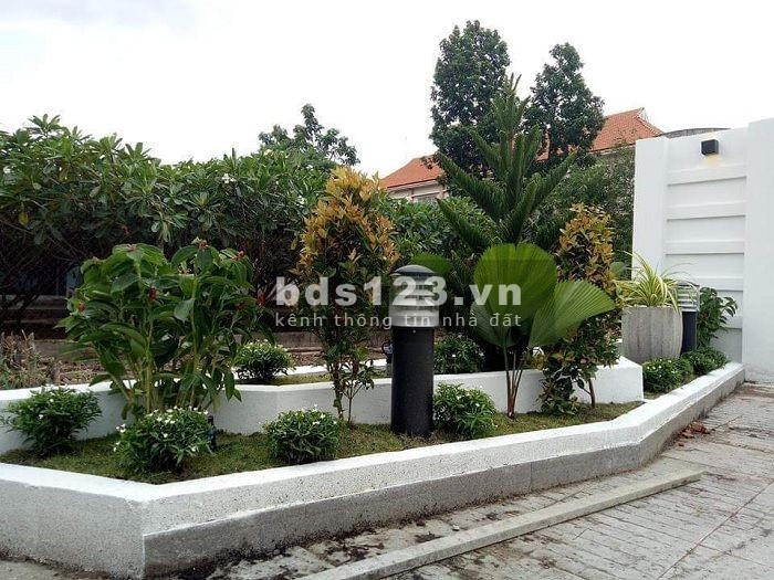 Cần bán gấp nhà nguyên căn mặt tiền đường Nguyễn Thị Thập gần chợ Tân Mỹ