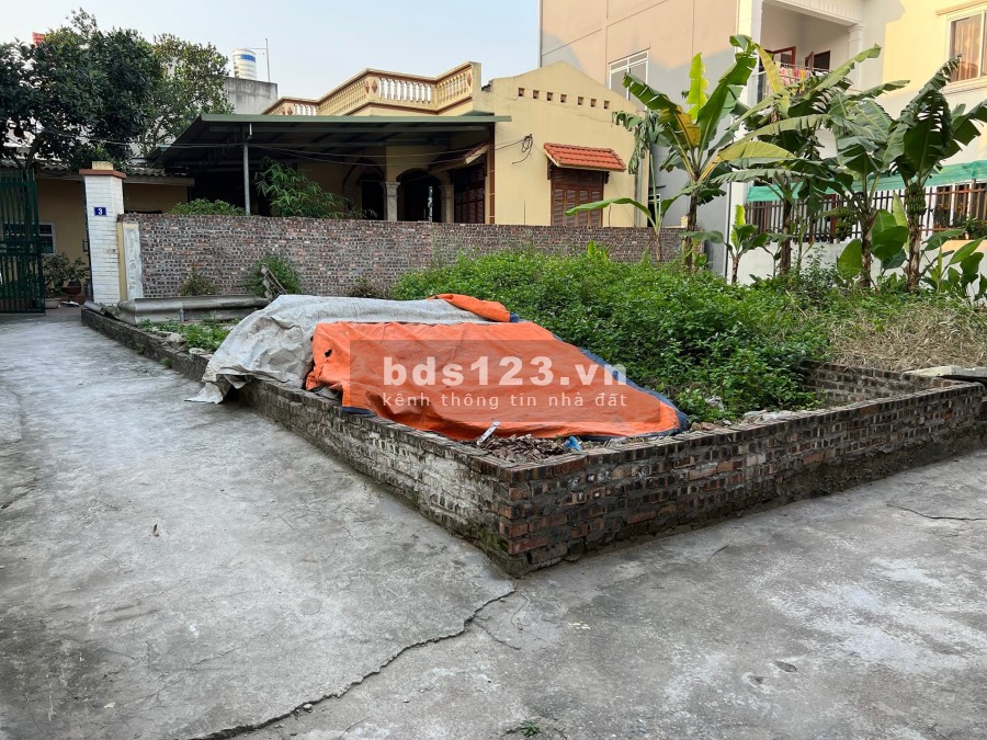 Chủ nhà cần bán gấp lô góc 2 mặt tiền + 1 mặt thoáng đất Hoàng Long, Đặng Xá, Gia Lâm Hà Nội
