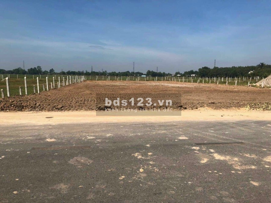 Cần bán gấp đất vườn chính chủ tại Củ Chi vị trí đắc địa, sổ sẵn chính chủ, giá đầu tư sinh lời